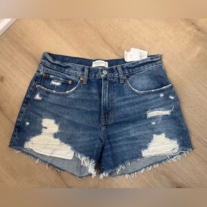 NWT the boyfriend cutoff Jean short Mid Rise